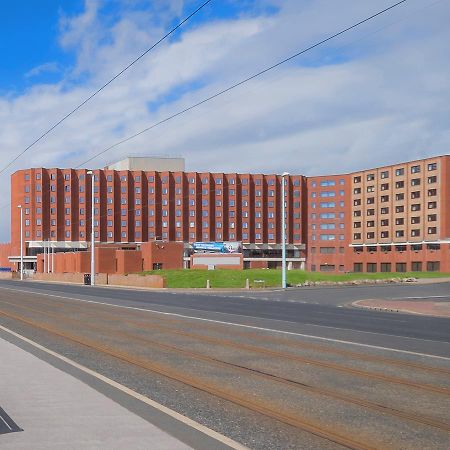 Grand Hotel Blackpool Dış mekan fotoğraf The hotel in 2017